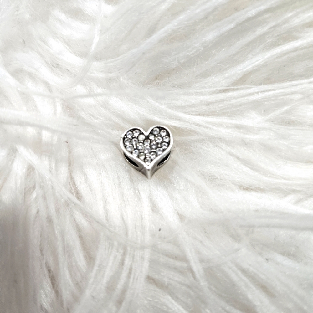 Heart charm